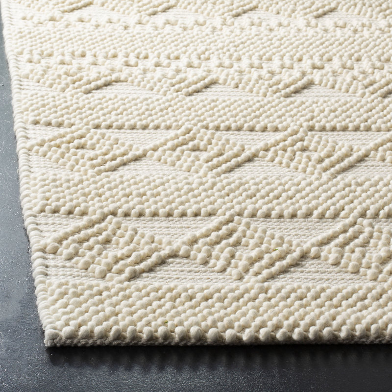 Natura Handwoven Wool/Cotton Beige Area Rug, Runner 2'3" x 12'