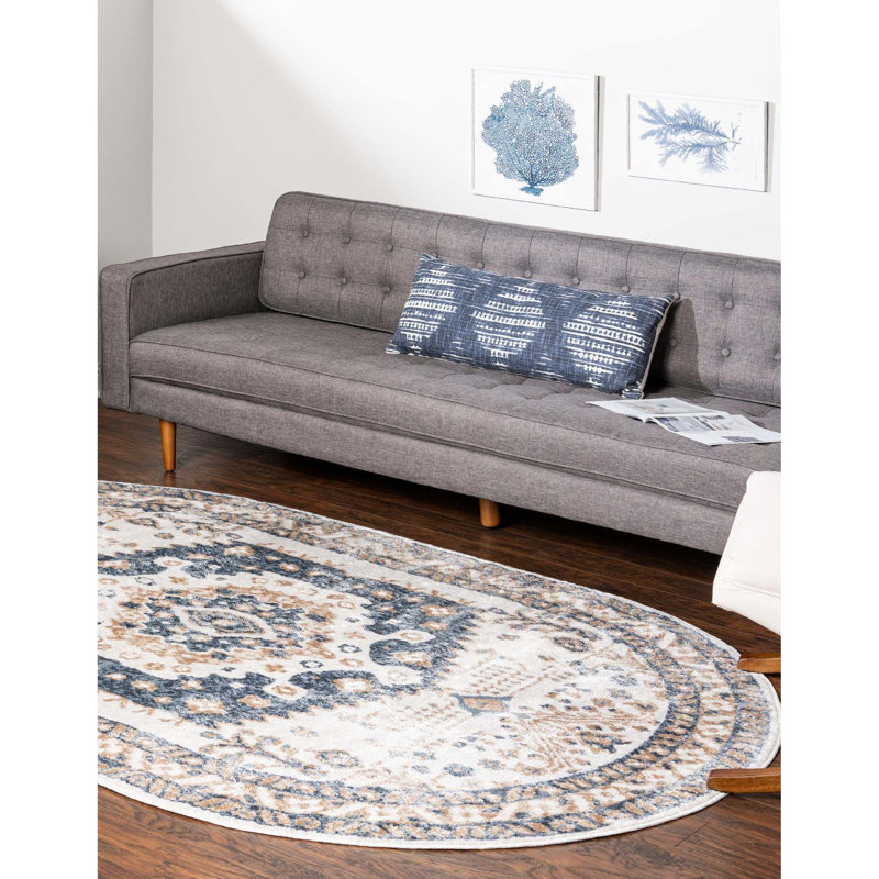 Bracamonte Oriental Indoor Rug, Oval 4' x 6'