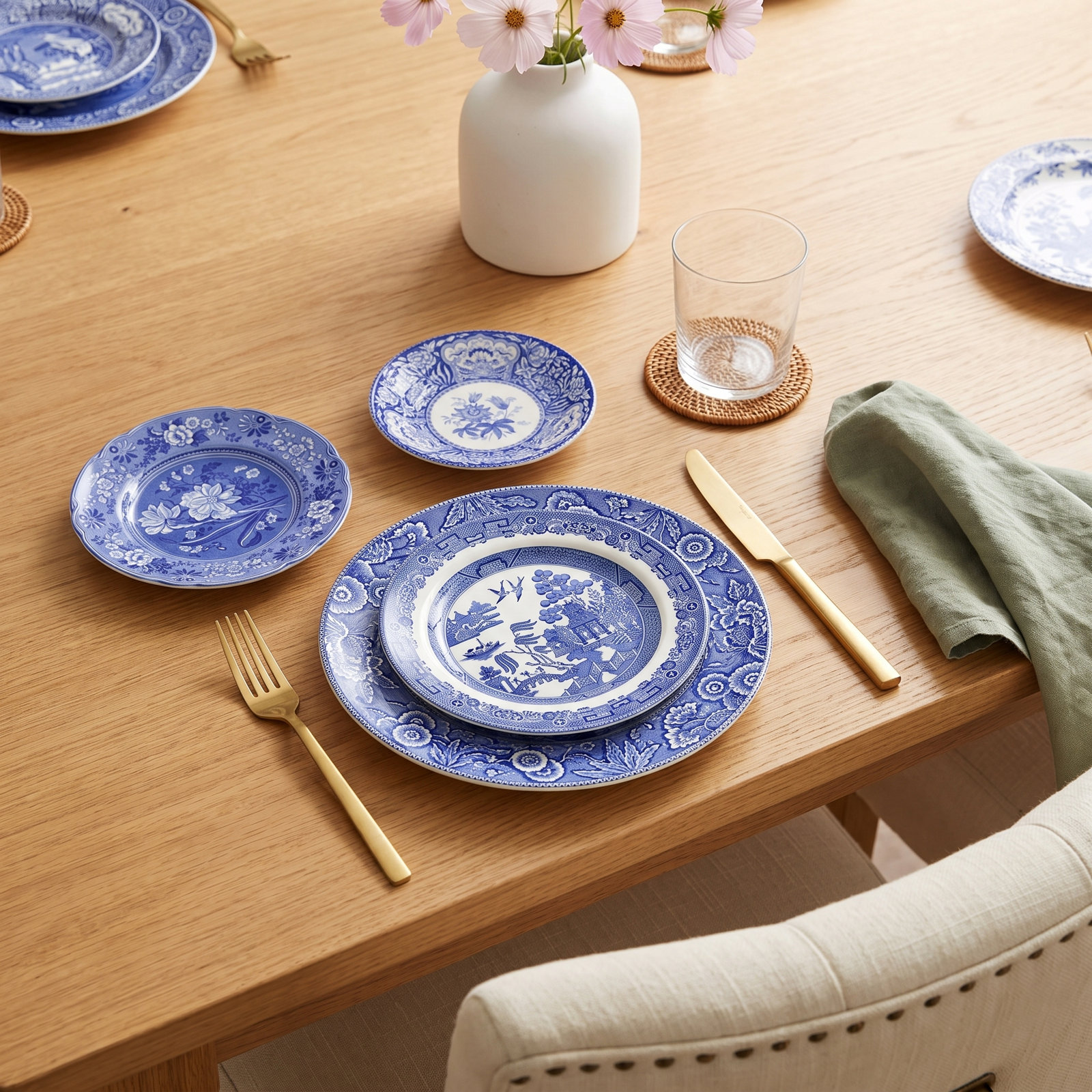 Spode Blue Room Georgian Plates 10.5"