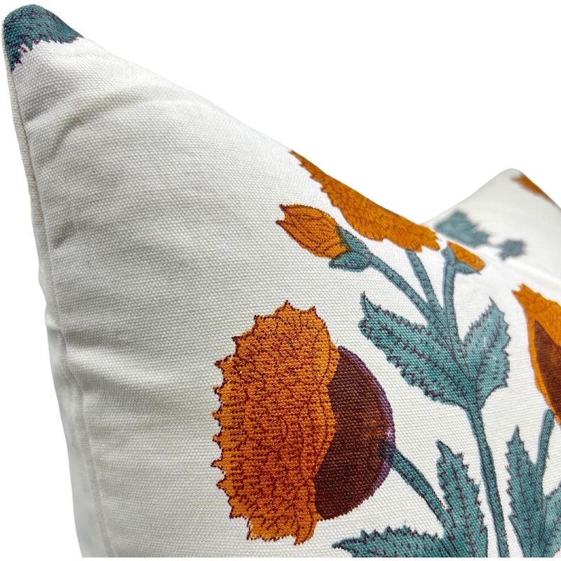 Coussin en coton à motif Fablock, H 20 po x l 12 po