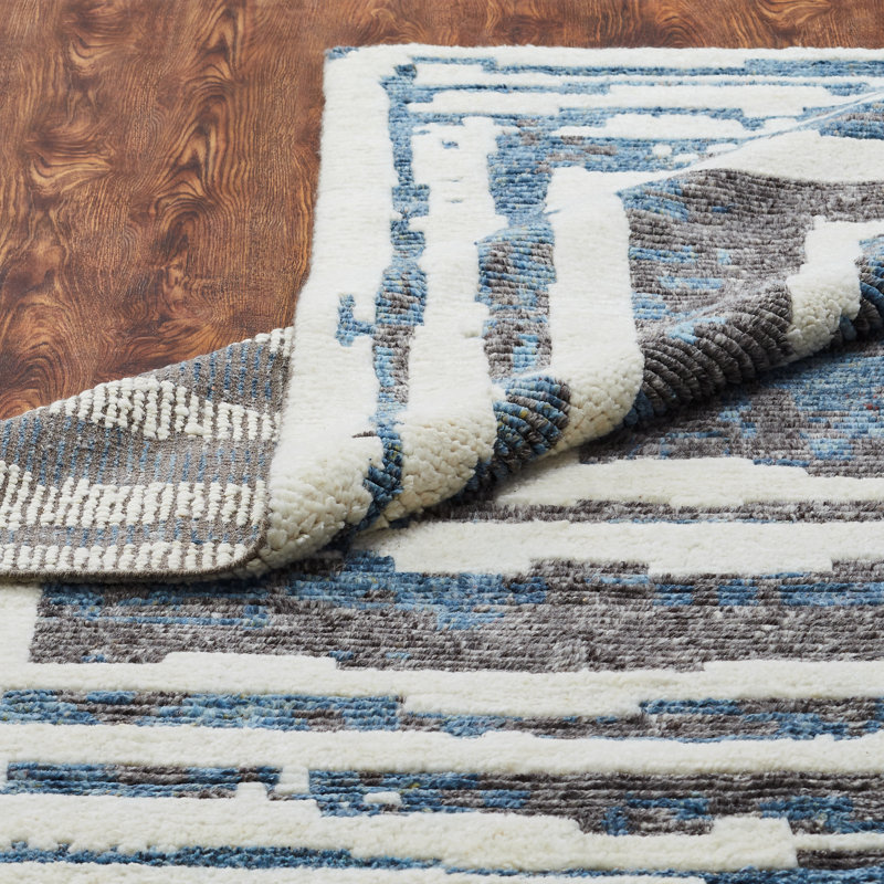 Wool Area Rug, Rectangle 5'6" x 8'6"