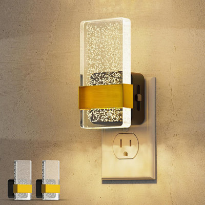 Lynyon LED Night Lights Plug Into Wall, 2 Pack Plug in Night Light LED with Dusk to Dawn Sensor