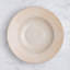 Assiette creuse en porcelaine Paros-Sand Premium 9 po | Va au micro-ondes et au lave-vaisselle