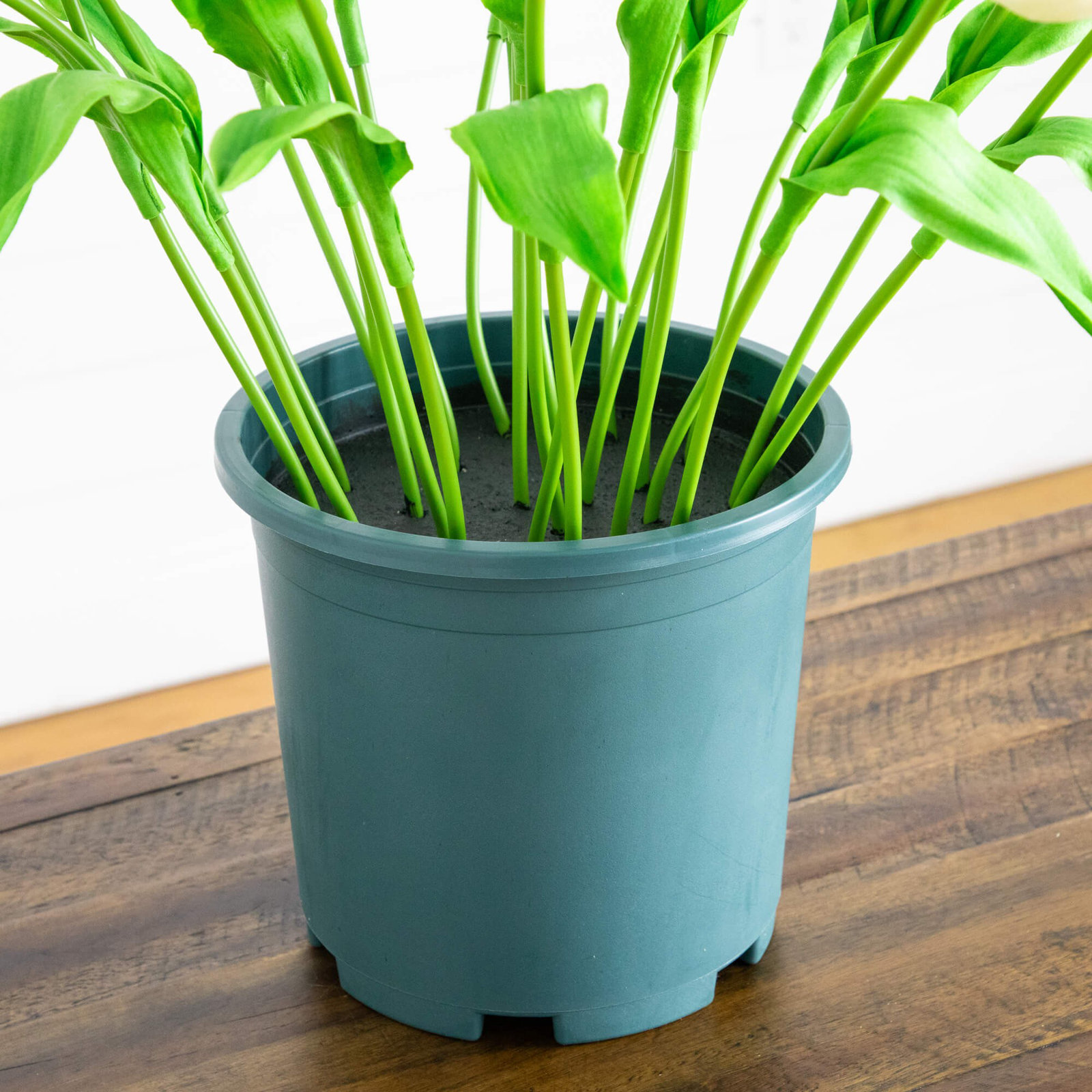 2Ft. UV Resistant Artificial Tulip Plant (Indoor/Outdoor)