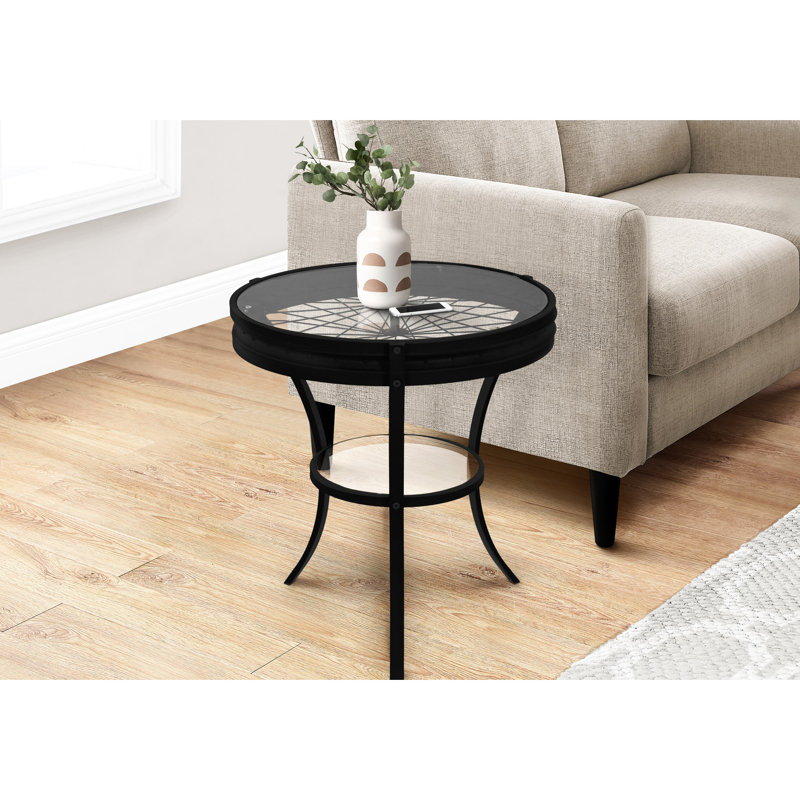 Table de chevet de chambre à coucher avec tablette inférieure ouverte: verre trempé, métal noir, table d'appoint transitionnelle pour les petits espaces: verre et rangement de style