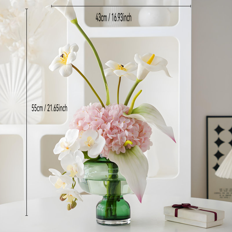 Ornements de fleurs simulées
