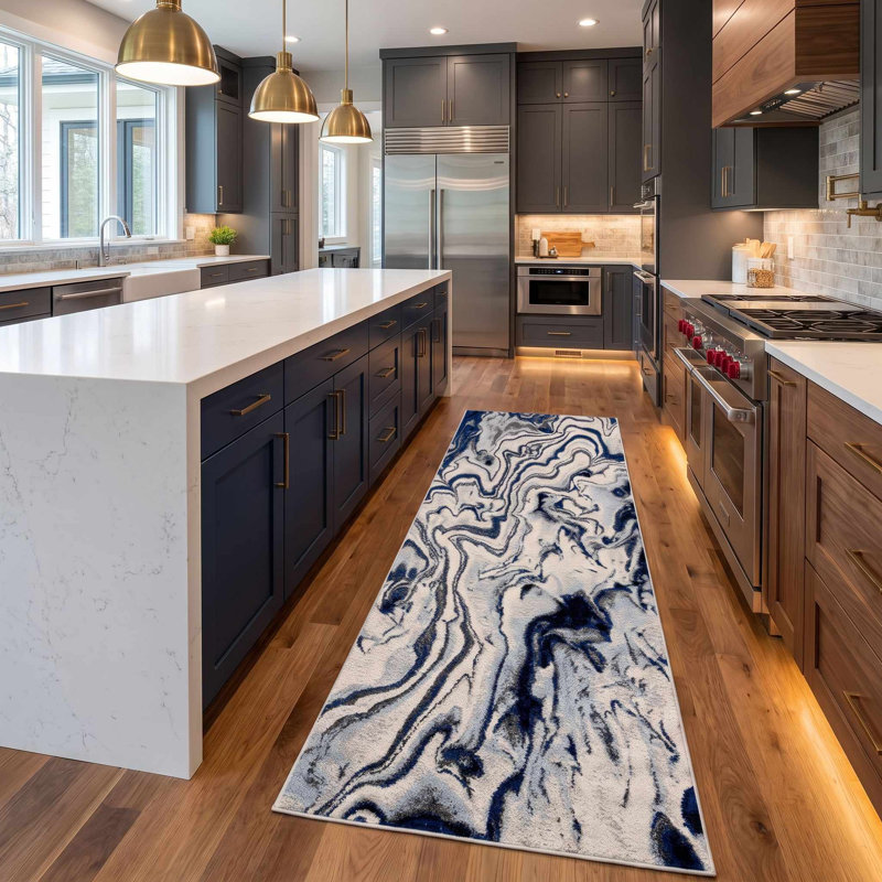 Tapis de style côtier moderne à motifs de marbre et de pierre, bleu marine, gris et crème, 6'7'' x 9'
