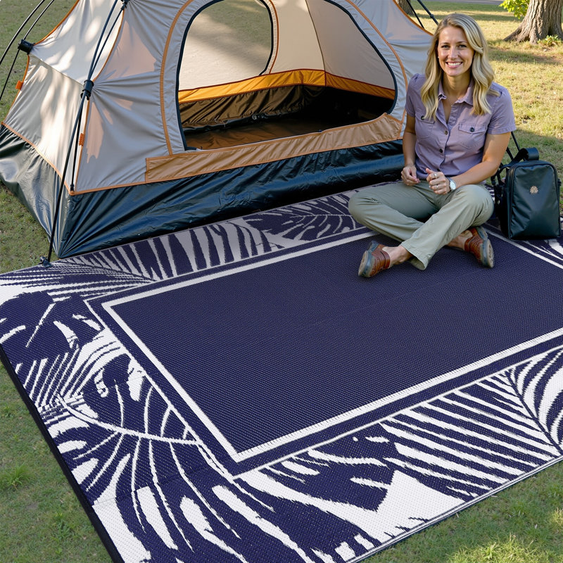 Geometric Border Reversible Outdoor Ellie In Navy Blue, Rectangle 6' x 9'