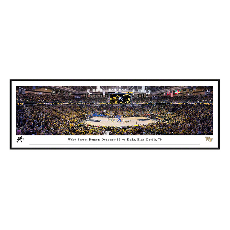 «Wake Forest Demon Deacons» par James Blakeway, Cadre d'angle fermé noir, Pas de tapis, H 13,75 po x l 40,25 po x P 0,88 po