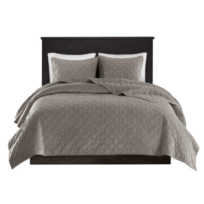 Velvet Quilt - 3 Pieces With Geometric Quilting, Adds Warmth And Beauty, 1 Quilt, 2 Shams, Cotton Filled Style,