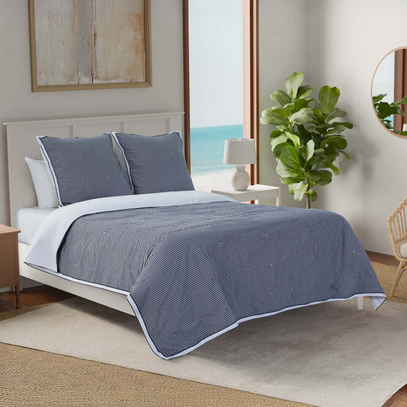 Southern Tide Sag Harbor Navy/White Quilt, Twin Quilt