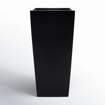 Robards Fiberglass Pot Planter
