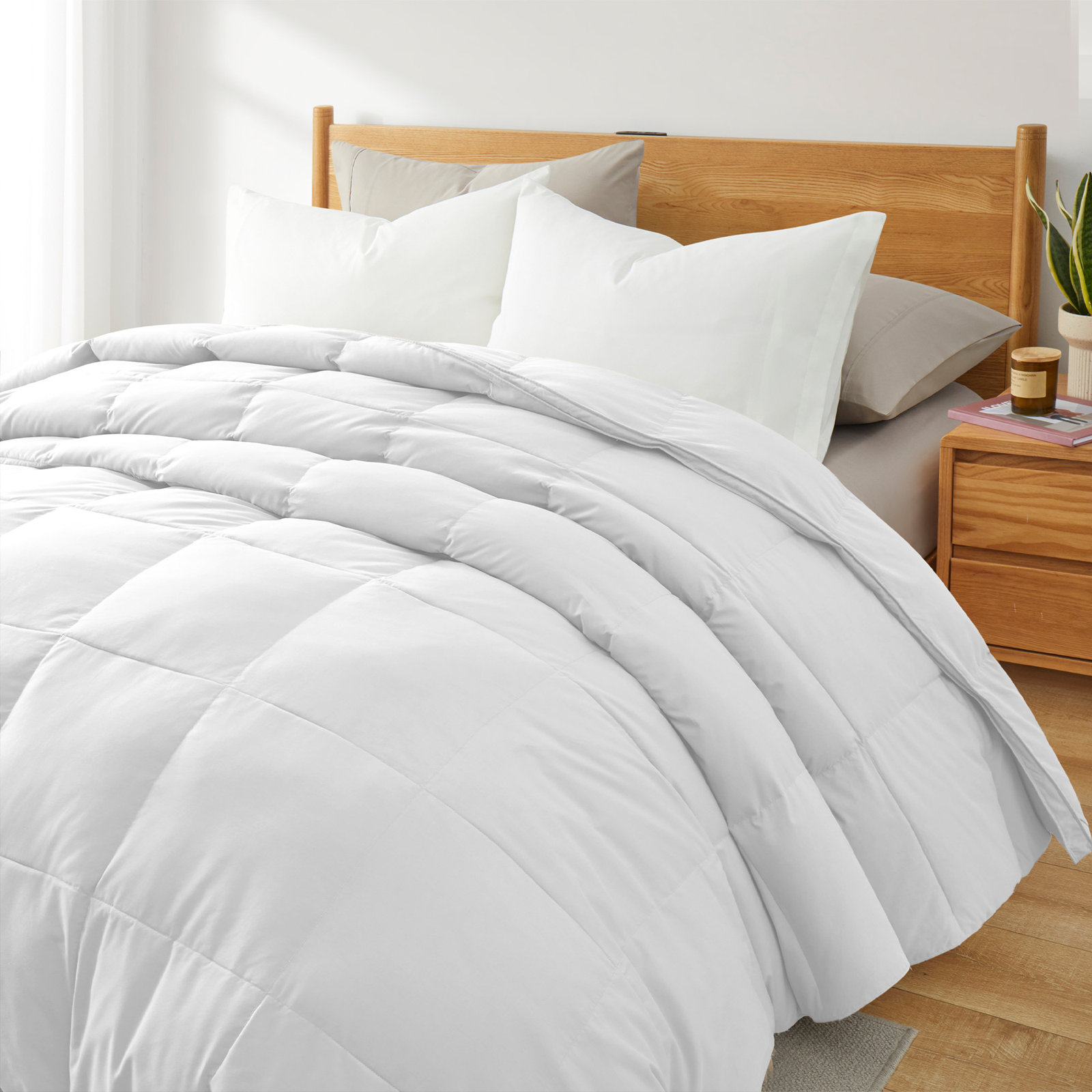 600 Fill Power All Season Down Comforter/Duvet Insert, Queen Down Comforter, White
