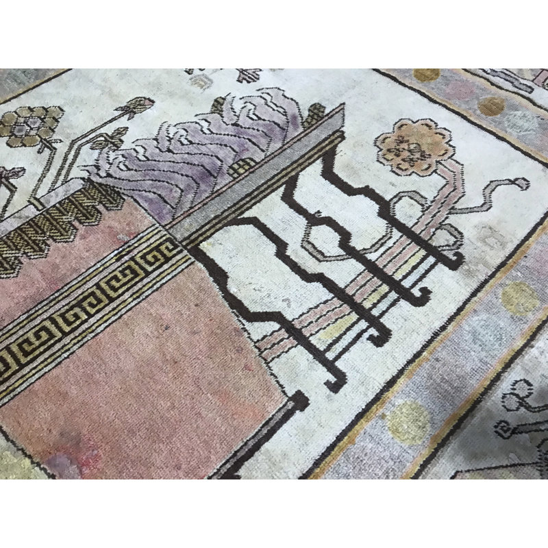 Hand-Knotted High-Quality Ivory Area Rug