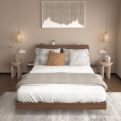 Cadre de lit flottant pour grand lit avec lumières à DEL et station de charge, cadre de lit pour grand lit en bois avec tête de lit, aucun sommier requis, assemblage facile, noyer