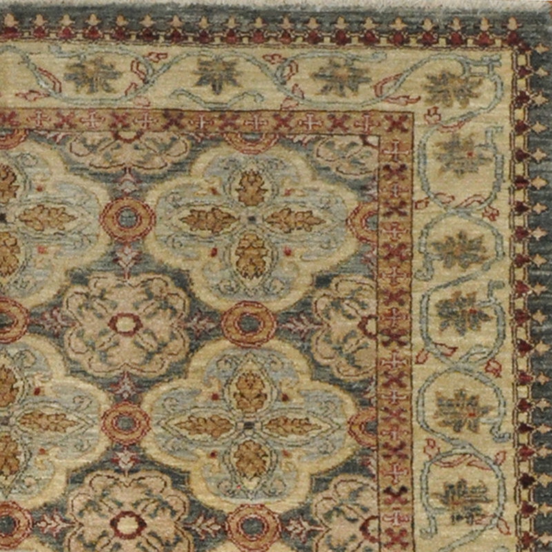 Eefkea Wool Oriental Indoor Rug