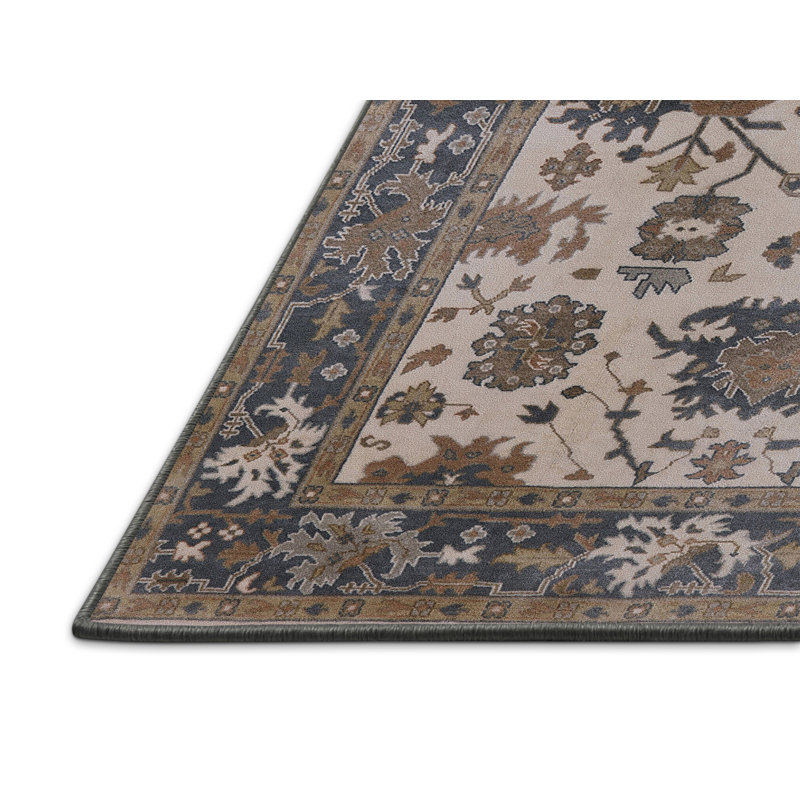 Arpiar Oriental Indoor Rug, Rectangle 5' x 7'