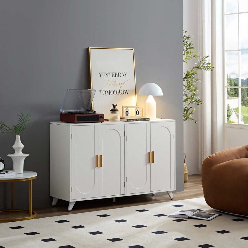Buffet avec tablettes amovibles