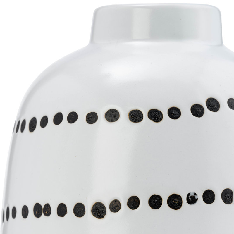 Modern Stoneware Ceramic Vase with Contemporary Design - Decorative Versatile Accent Piece for Stylish Interiors