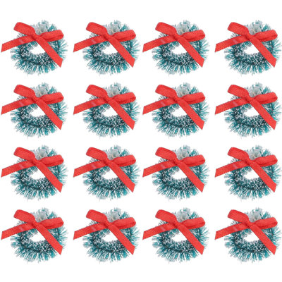 Pendentif 24 pièces avec couronnes de Noël miniatures, mini guirlandes de Noël suspendues avec des arcs, décorations de maison de poupée polyvalentes pour créer des décorations de fête d'arbre de fête, 3 cm
