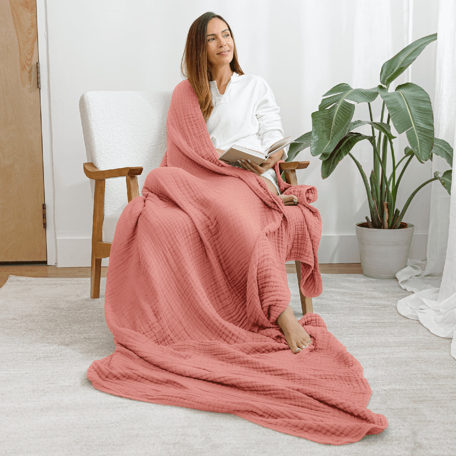 Karlina Muslin Blanket, Throw, Red