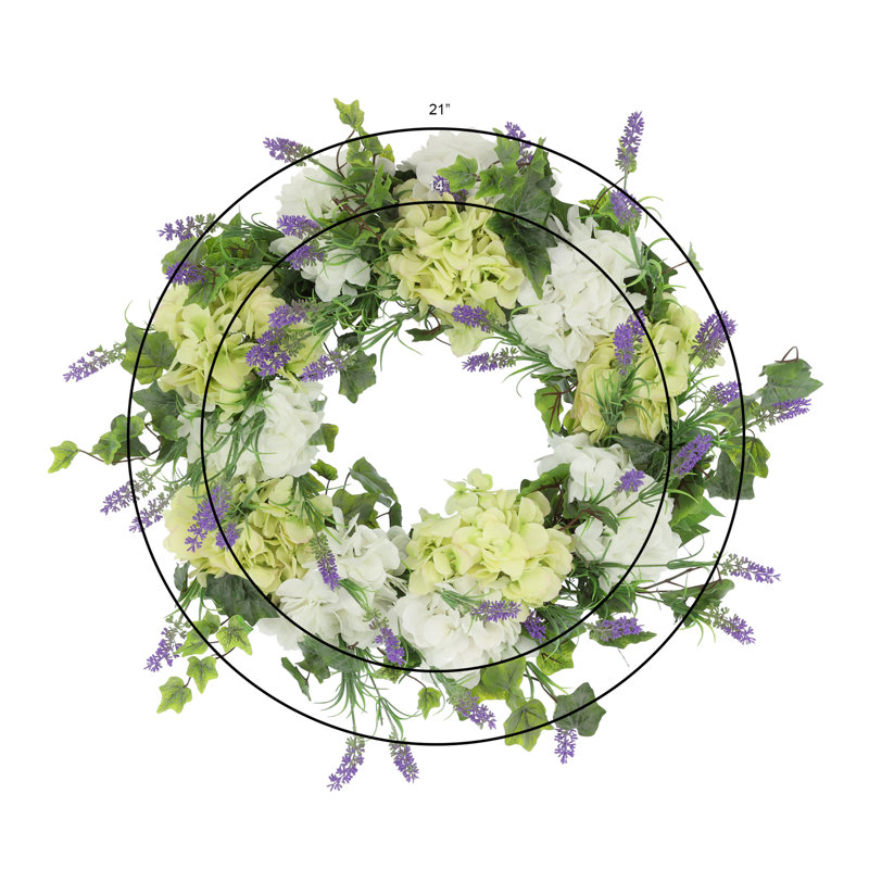 Hydrangea And Ivy 27" Wreath