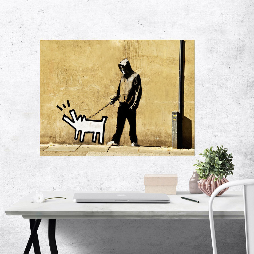 Poster Dog Walker, London Graffiti von Anonymous (vermutlich Banksy)