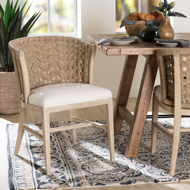 Chaise de salle à manger bali & pari Vellon en jonc de mer tressé et acajou blanchi