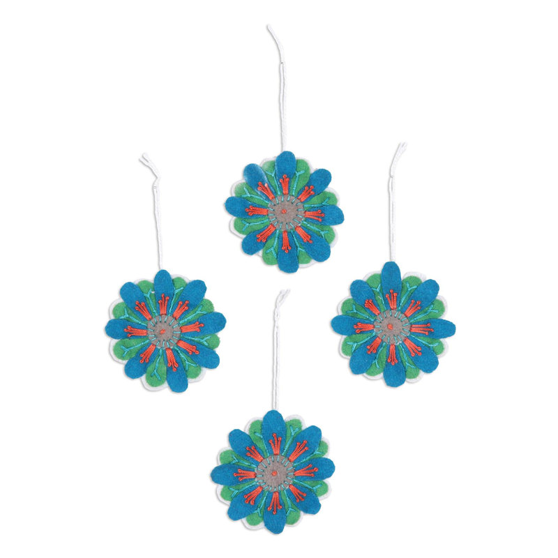 Ornement figurine suspendu fleur