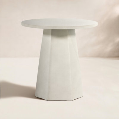 22'' Concrete Outdoor Side Table