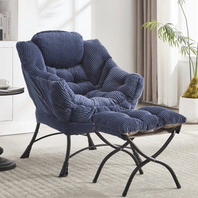 Chaise d'appoint moderne, douce et confortable avec repose-pieds, accoudoirs et poche latérale pour petits espaces