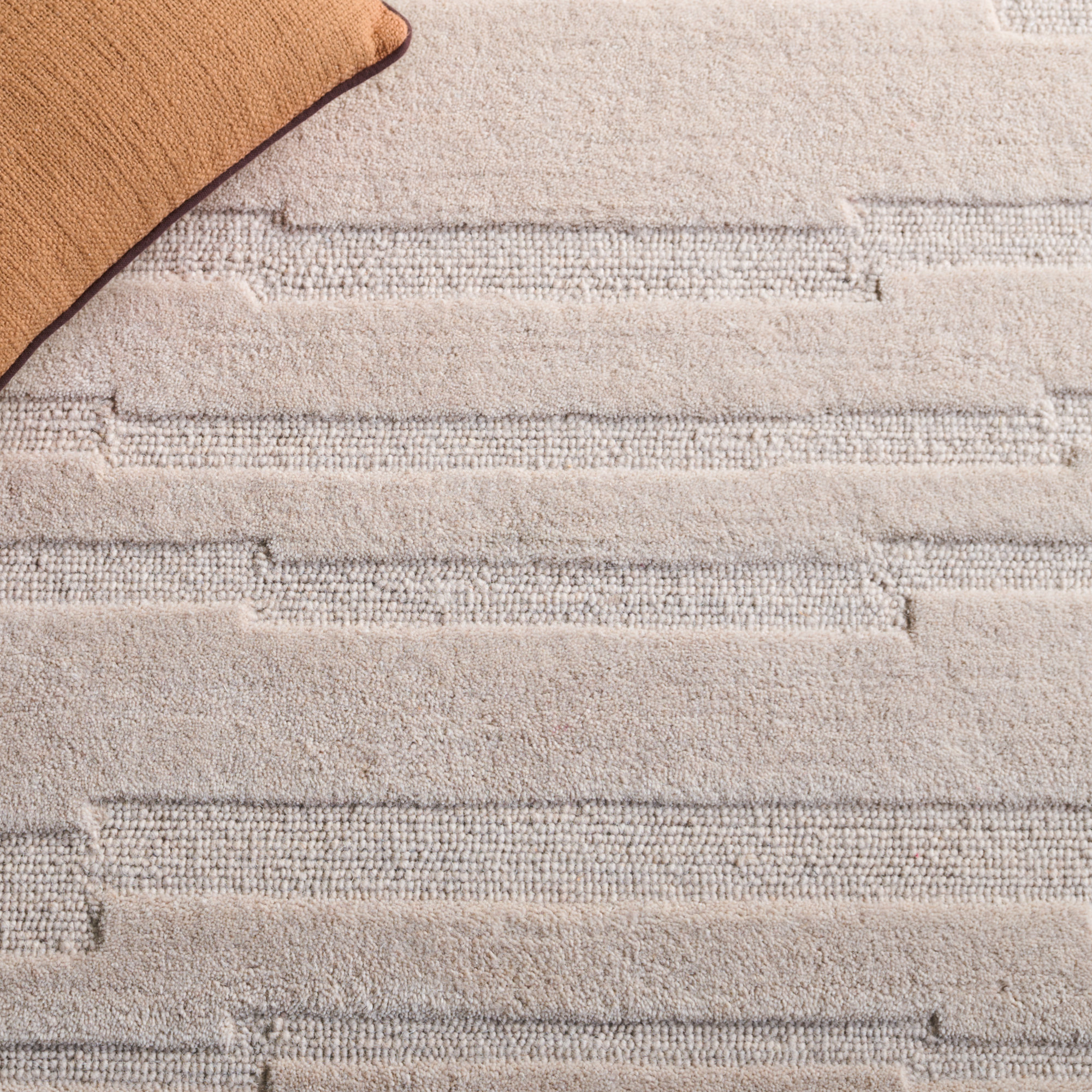 Elona Hand Tufted Beige Rug, Round 6'