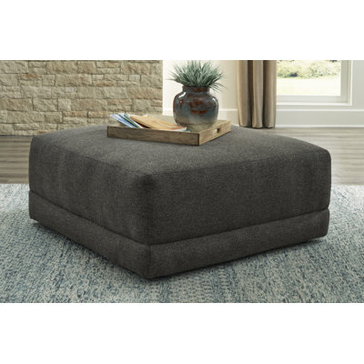 Repose-pieds standard carré de 40 po de largeur
