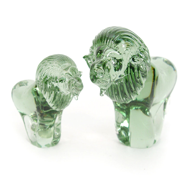 Figurines & Sculptures, 5" H x 8" W x 3" D