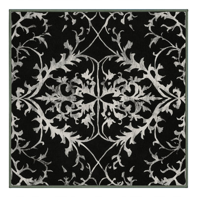 Tapis Ebon Elegance