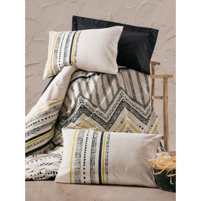 Langley Street Landreneau Duvet Cover Set with Pillowcases