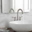 Robinet de lavabo de salle de bain moderne à 2 poignées-120218798