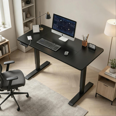Bureau debout électrique noir, bureau d'ordinateur réglable en hauteur, poste de travail relevable moderne pour le bureau personnel et les jeux