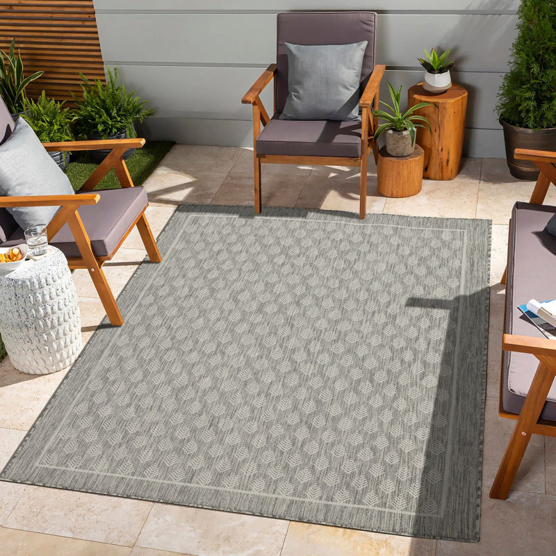 Sunshine Indoor/Outdoor Area Rug, Silver, Runner 2'7" x 7'3"