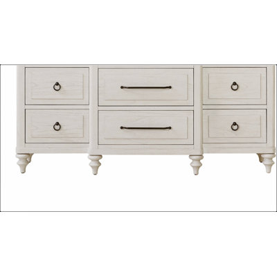 Triple commode avec tiroirs spacieux et placage de mindi durable, ciment à deux tons et finition sable pour un rangement élégant