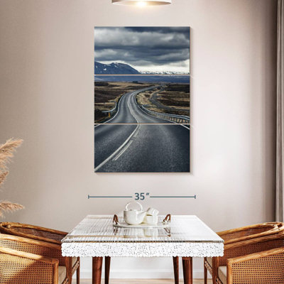 Mehar Smooth Icelandic Road