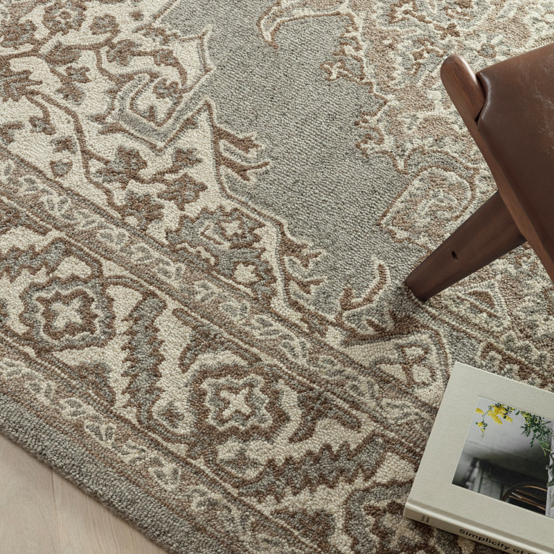 Adonica Oriental Wool Hand Woven Area Rug, Rectangle 160 x 230cm