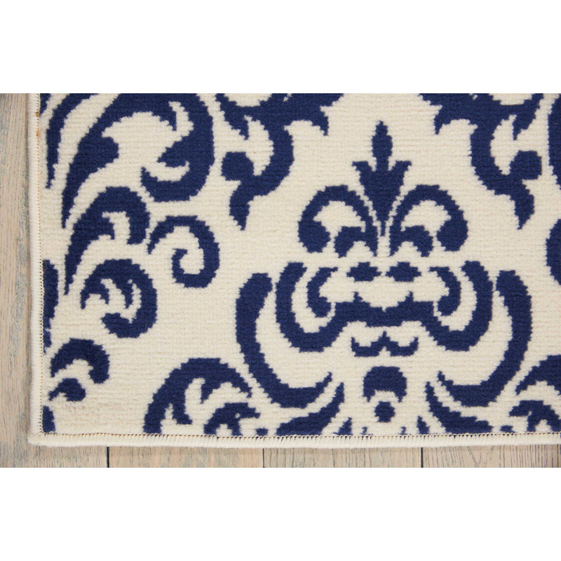 Gjuljeta Damask Indoor Rug, Rectangle 5'3" x 7'3"