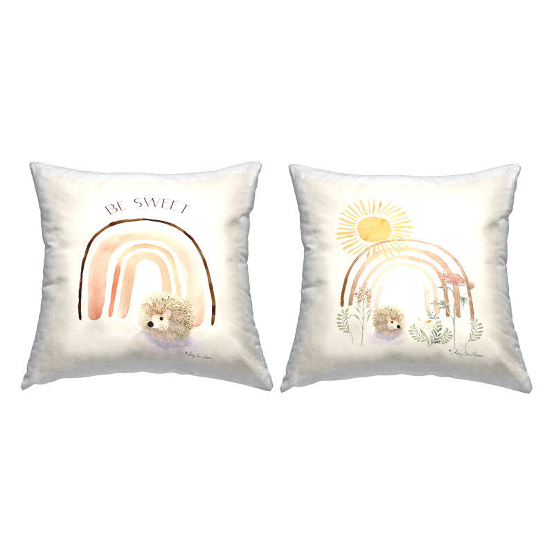 Housse et coussin décoratif en polyester / mélange de polyester par Audrey Jeanne Roberts