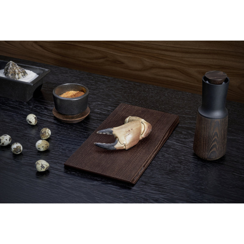 RÅ Grinder, Black/Brown, H: 7.9", 7.9"H x 3.1"W
