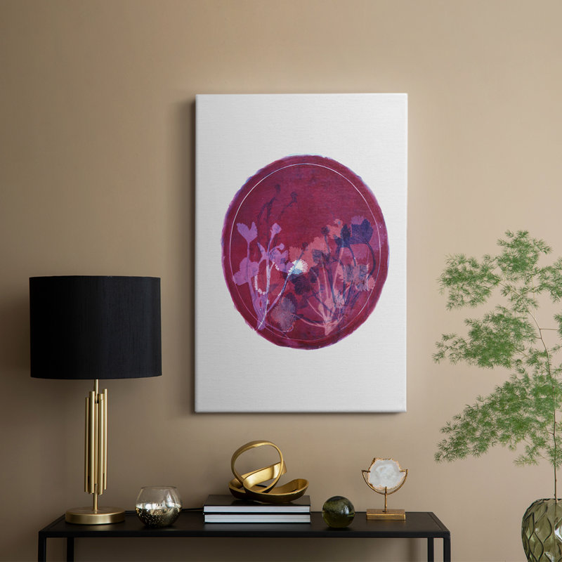Strawberries and Forg II - galerie sur mesure, H 12 po x l 8 po