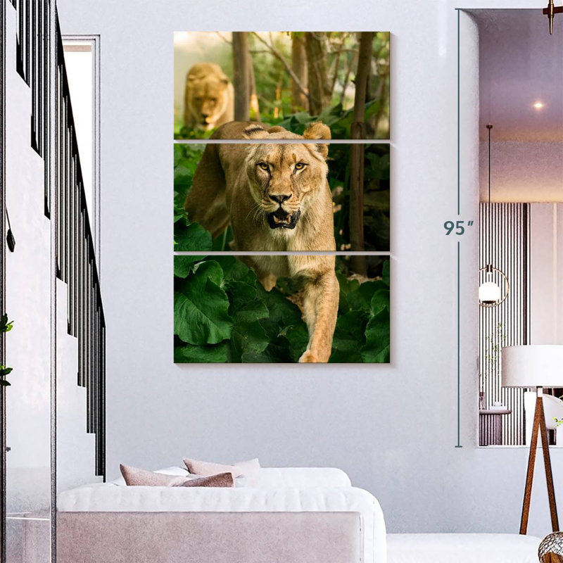 Lionne de chasse Brampt, H 57 po x l 36 po