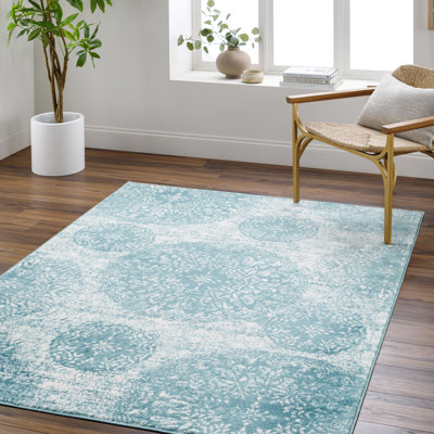 Zinaida Floral Indoor Rug