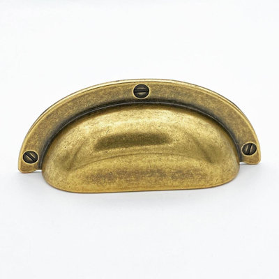 Cup Drawer Pulls "Amalfi" In Antique Brass
