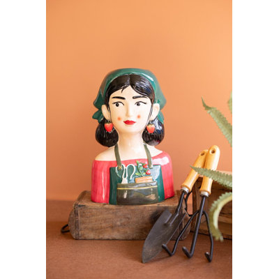 CERAMIC GARDNER WOMAN VASE